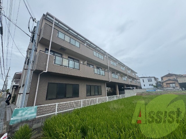 シャトル大久保の外観