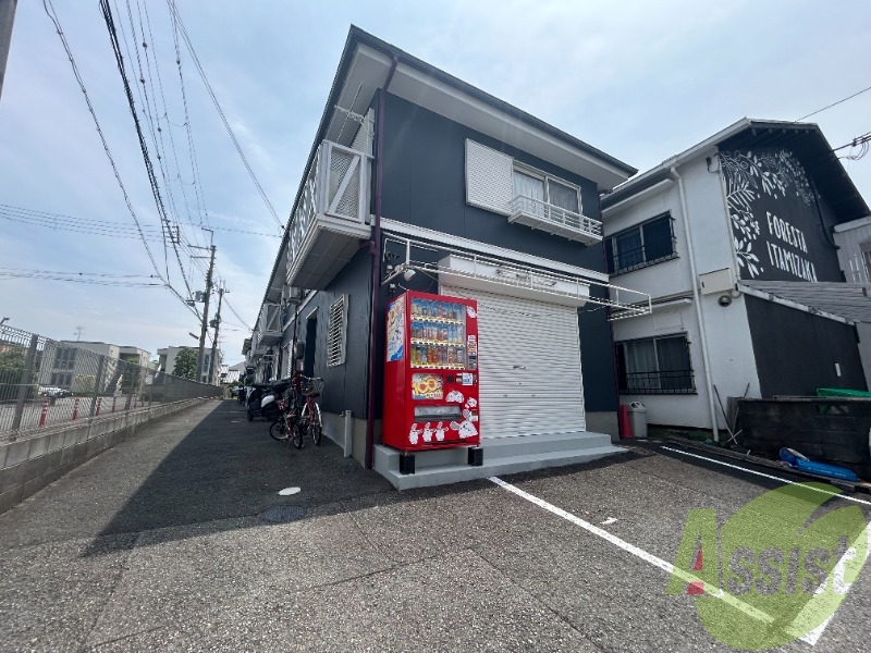 伊丹坂ハイツの外観
