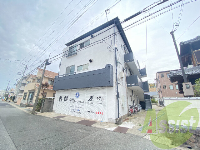 名谷マンションの外観