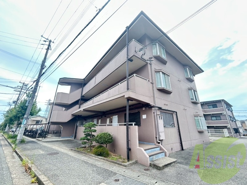 ハイツ入江の外観