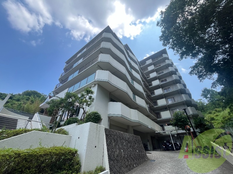 ルモングレース北鈴蘭台の外観