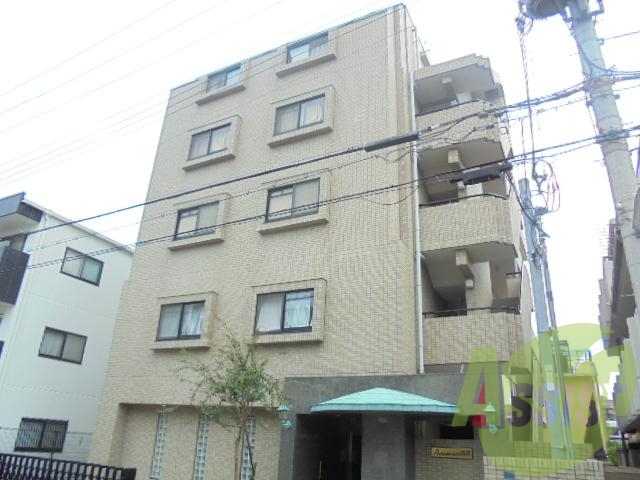 アヴァンセ岡本の外観