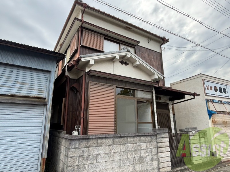 玉津町戸建4Kの外観