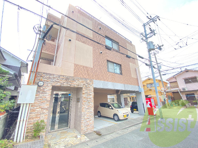 ブルーラグーンの外観