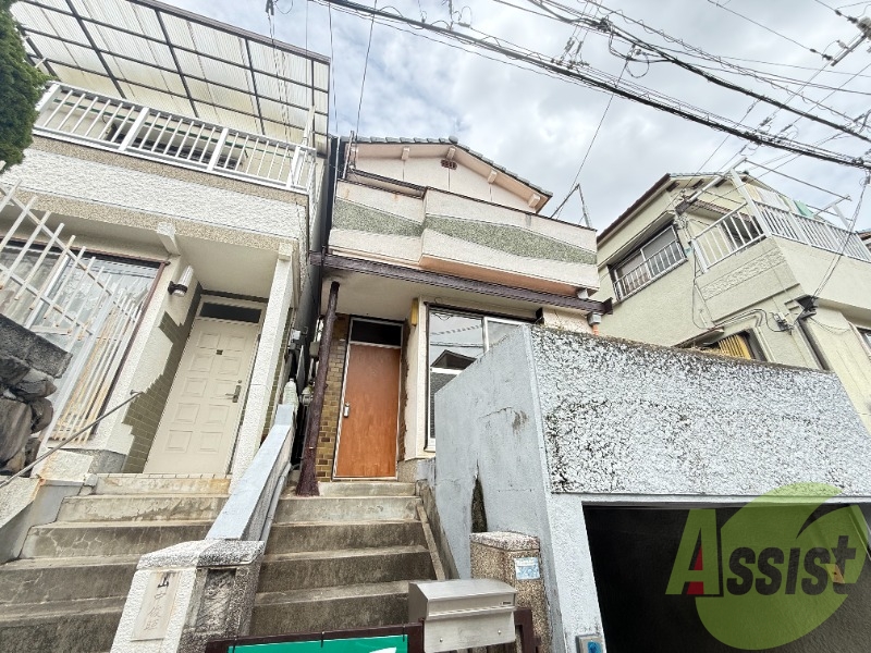 長尾町2丁目貸家の外観