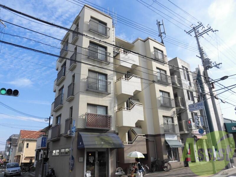 ドエル岡本の外観