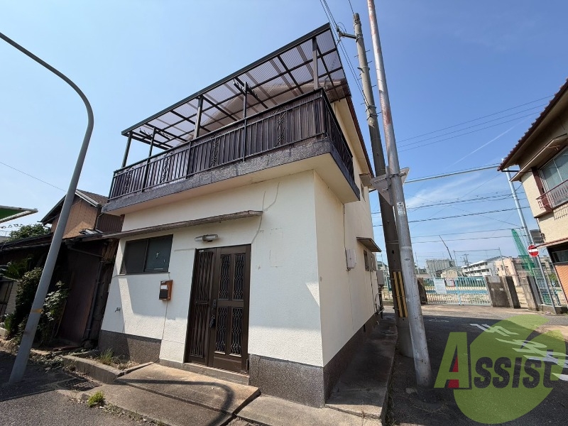 玉津町上池一戸建の外観