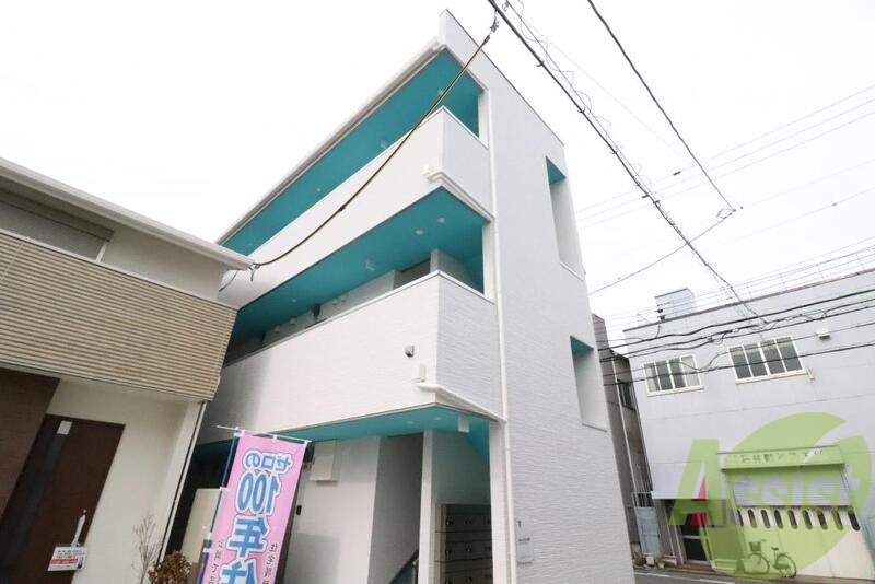 SweatDoors神戸の外観