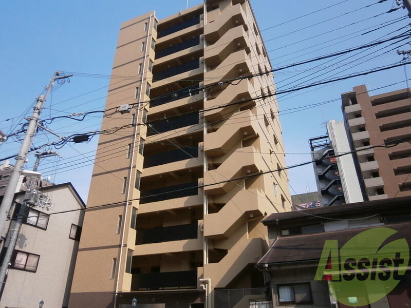 カーヨパレス二宮の外観