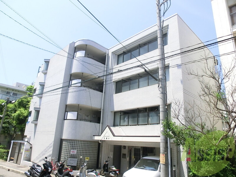 ダンディライオン石屋川の外観