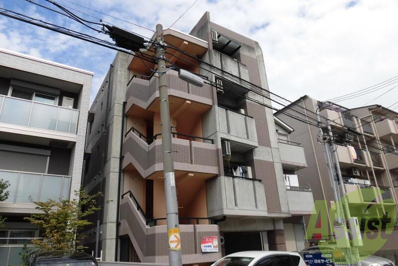 ロイヤルメゾン芦屋WESTの外観