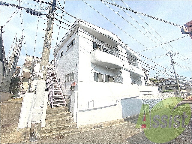 堀松マンションの外観