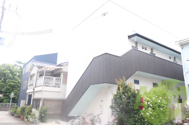 Y's village馬場通の外観