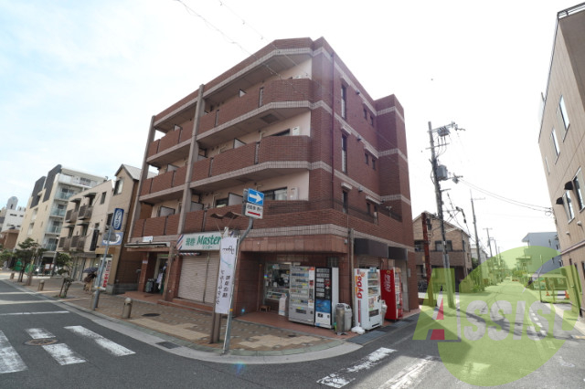 パレ甲南山手の外観