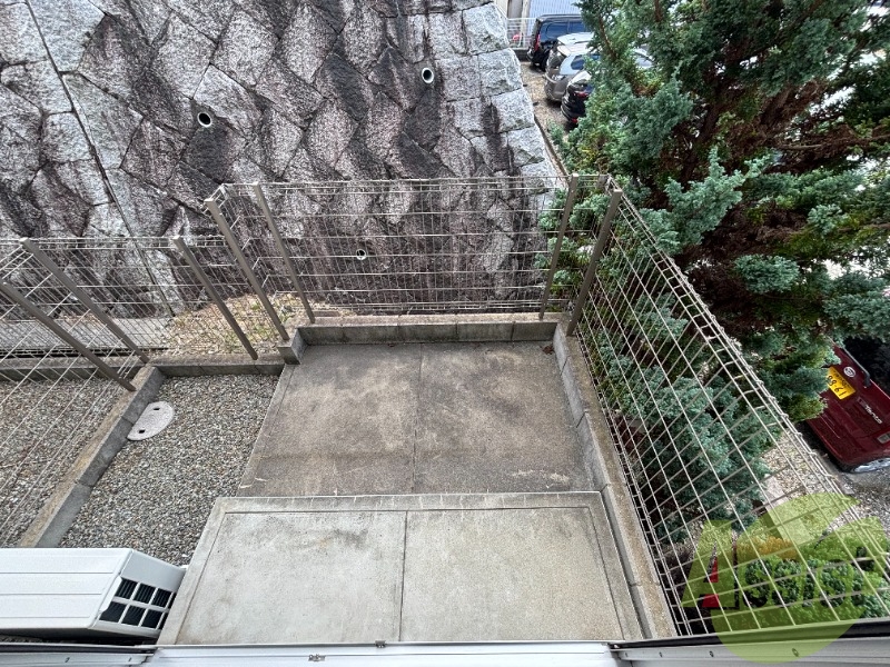 バルコニー バルコニー