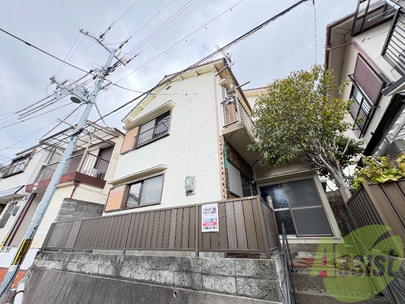山手5丁目戸建の外観