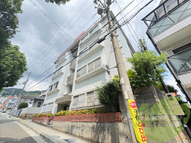 小林マンションの外観