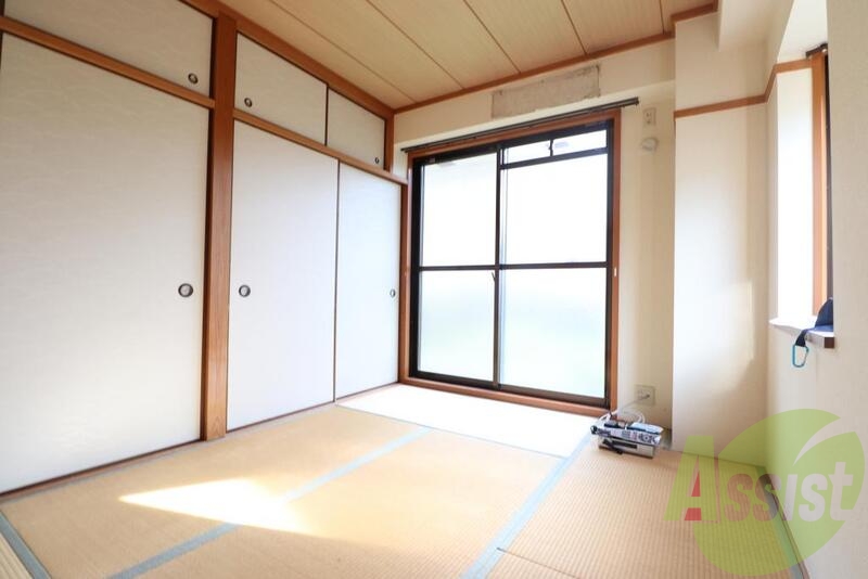 には部屋の温度や湿度を快適に保つ吸放湿機能がありますよ には部屋の温度や湿度を快適に保つ吸放湿機能がありますよ