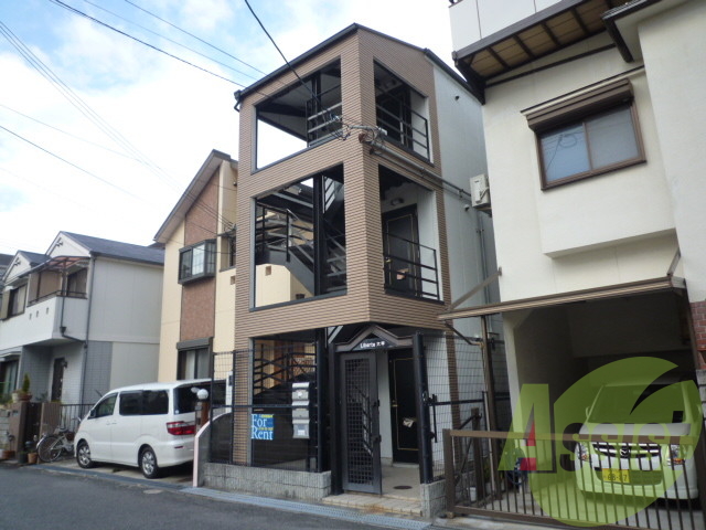 リベルテ六甲の外観