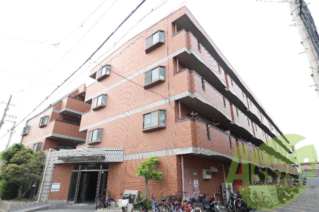 フリーダム中村の外観