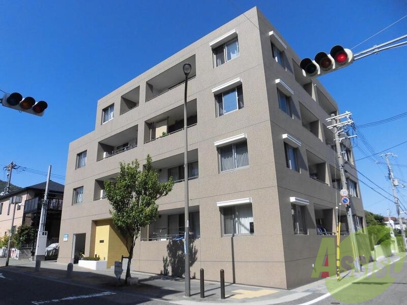 甲南山手ミオの外観