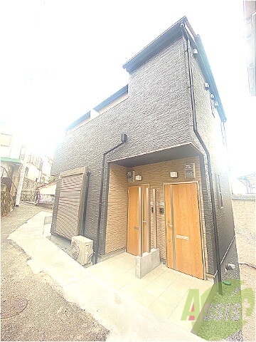 アリビア山手の外観