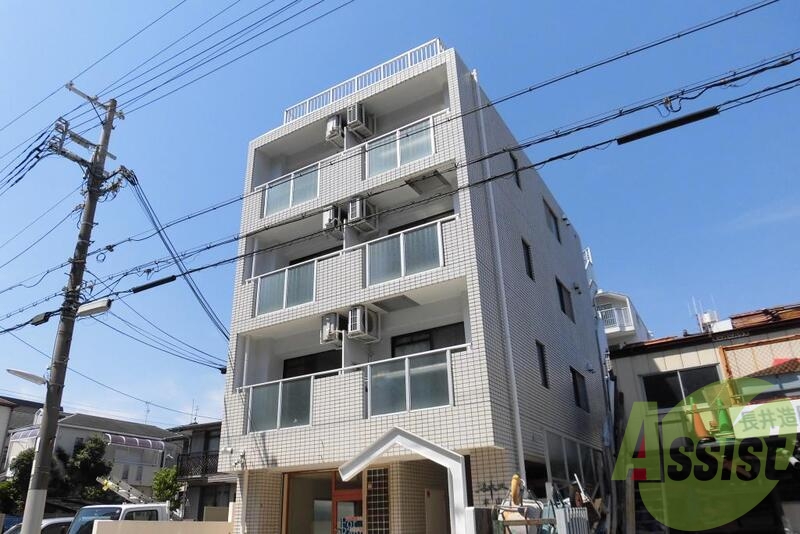 ジュネス本山の外観