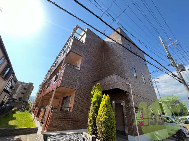 Collection甲東園の外観