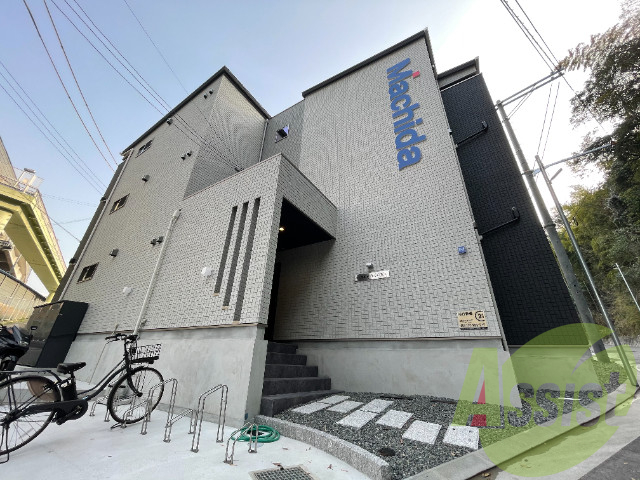 エヌエムサンカンテキャトフE棟の外観