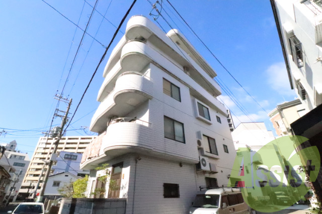 ハース本郷の外観