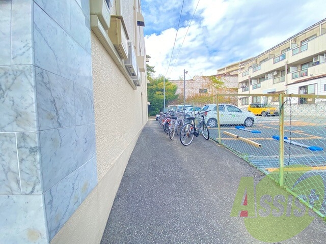 駐車場orセキュリティー 駐車場orセキュリティー