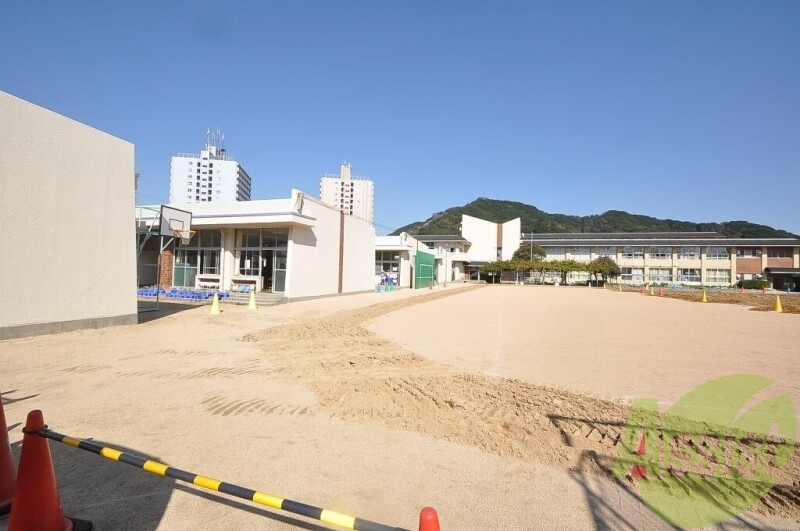 神戸市立高倉台小学校 461m 神戸市立高倉台小学校 461m