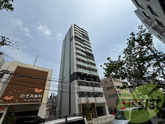 スワンズシティ神戸ウエストの外観
