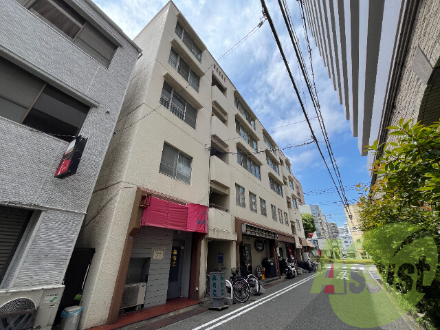 テスラ兵庫の外観