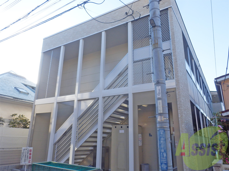 レオパレスＭｅｒｃａｔｏ　Ｄｅｇｌｉ　Ａｐｐａｒｔａ