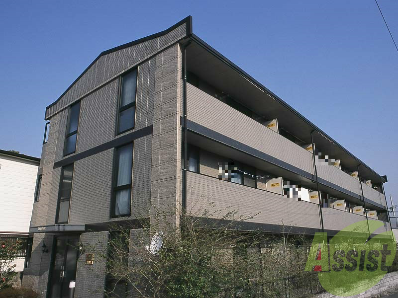 レオパレスＮＩＳＨＩＫＡＷＡの外観