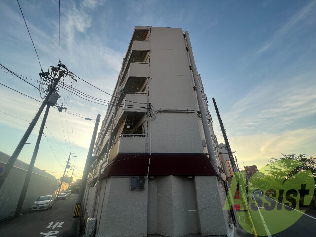 シャトル　ヨネ