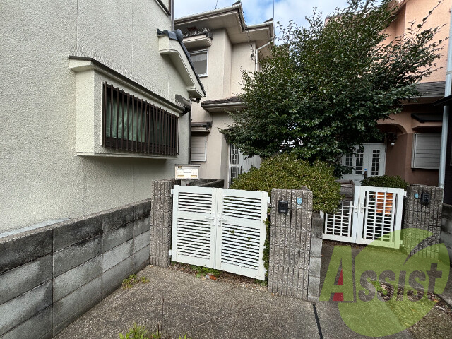 西区王塚台6丁目貸家