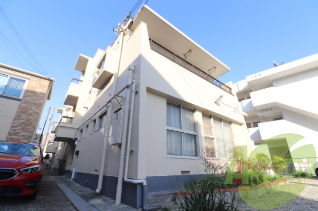 西舞マンションの外観
