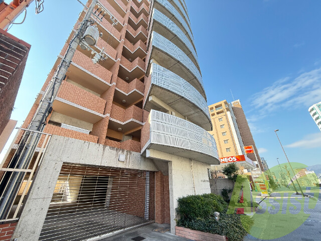 パレス東洋上甲子園の外観