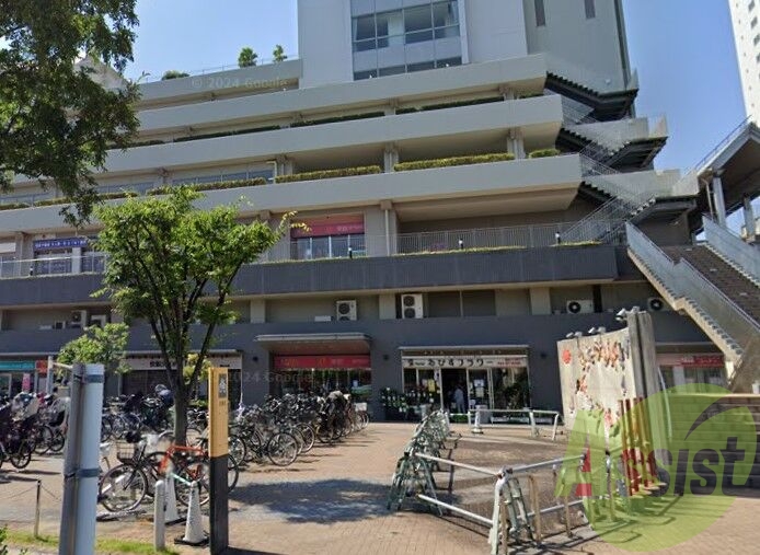 コープ北口食彩館 679m コープ北口食彩館 679m