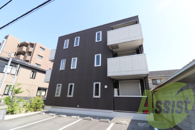 ピケルーナ西宮北口の外観