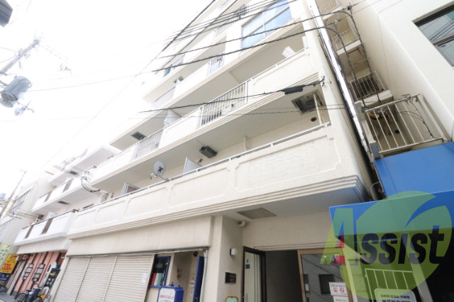 グランドシャトー板宿2の外観