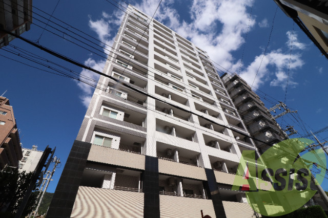 リベール三宮ミッドキャストの外観