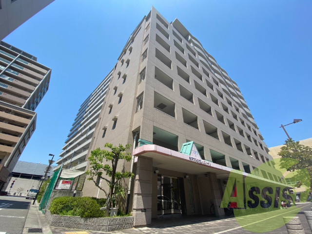 神戸アスタカレッジハイツの外観