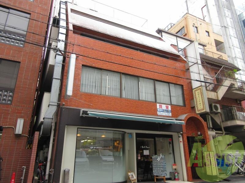 サンハイツ三宮の外観