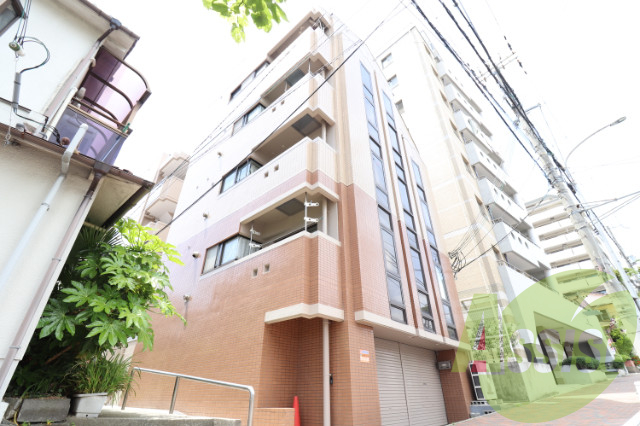 グローバル湊川ハイツの外観