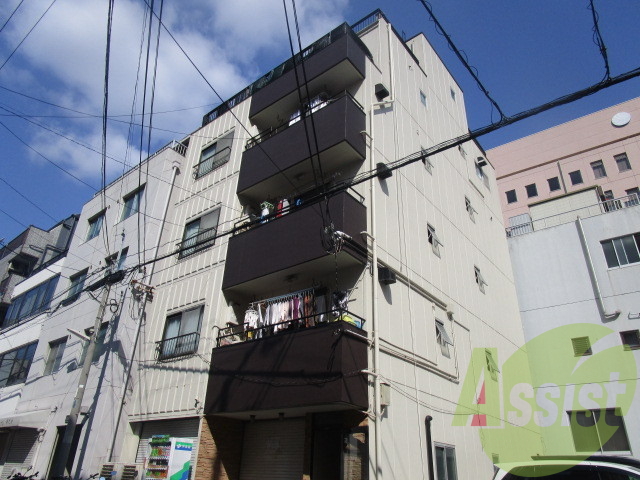 フルール新開地の外観