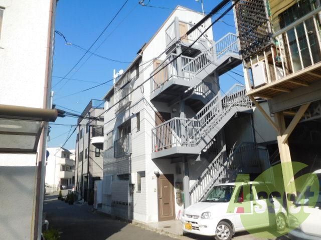 アートハイツの外観