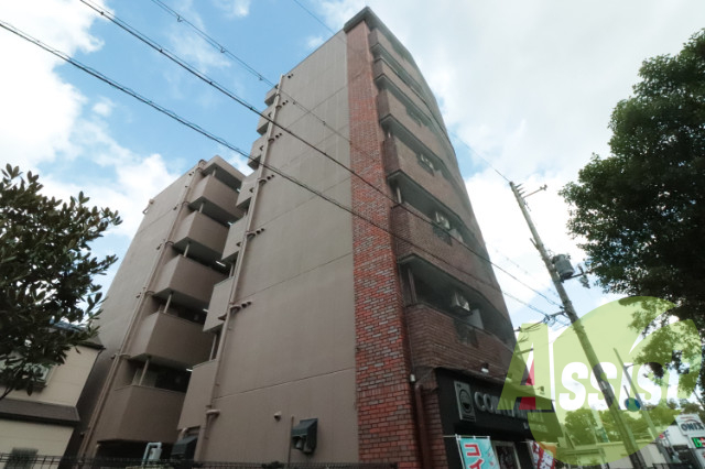 シルバーハイツ御影の外観